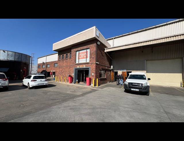 5,994M² WAREHOUSE TO LET IN ISANDO